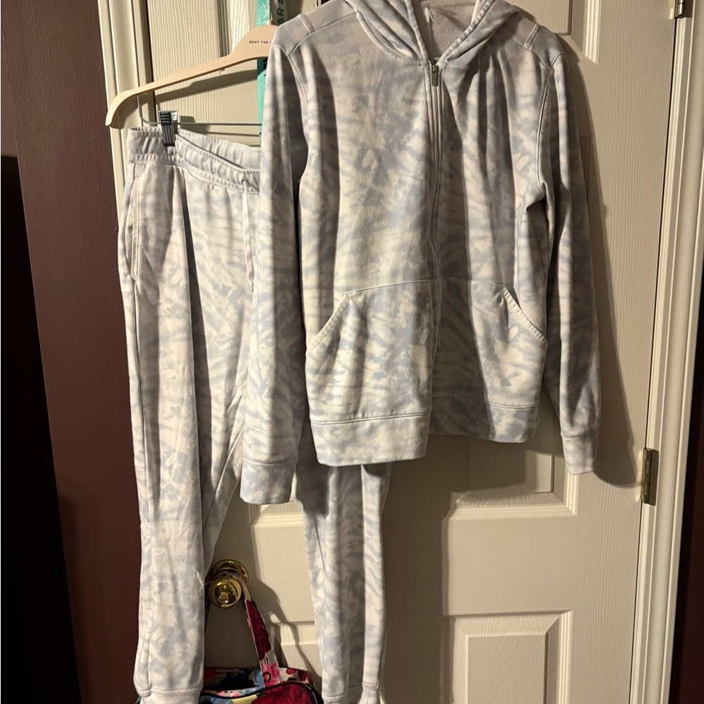 Travis Mathew Blue/White Flora and Fauna Zip-Up and Jogger Set